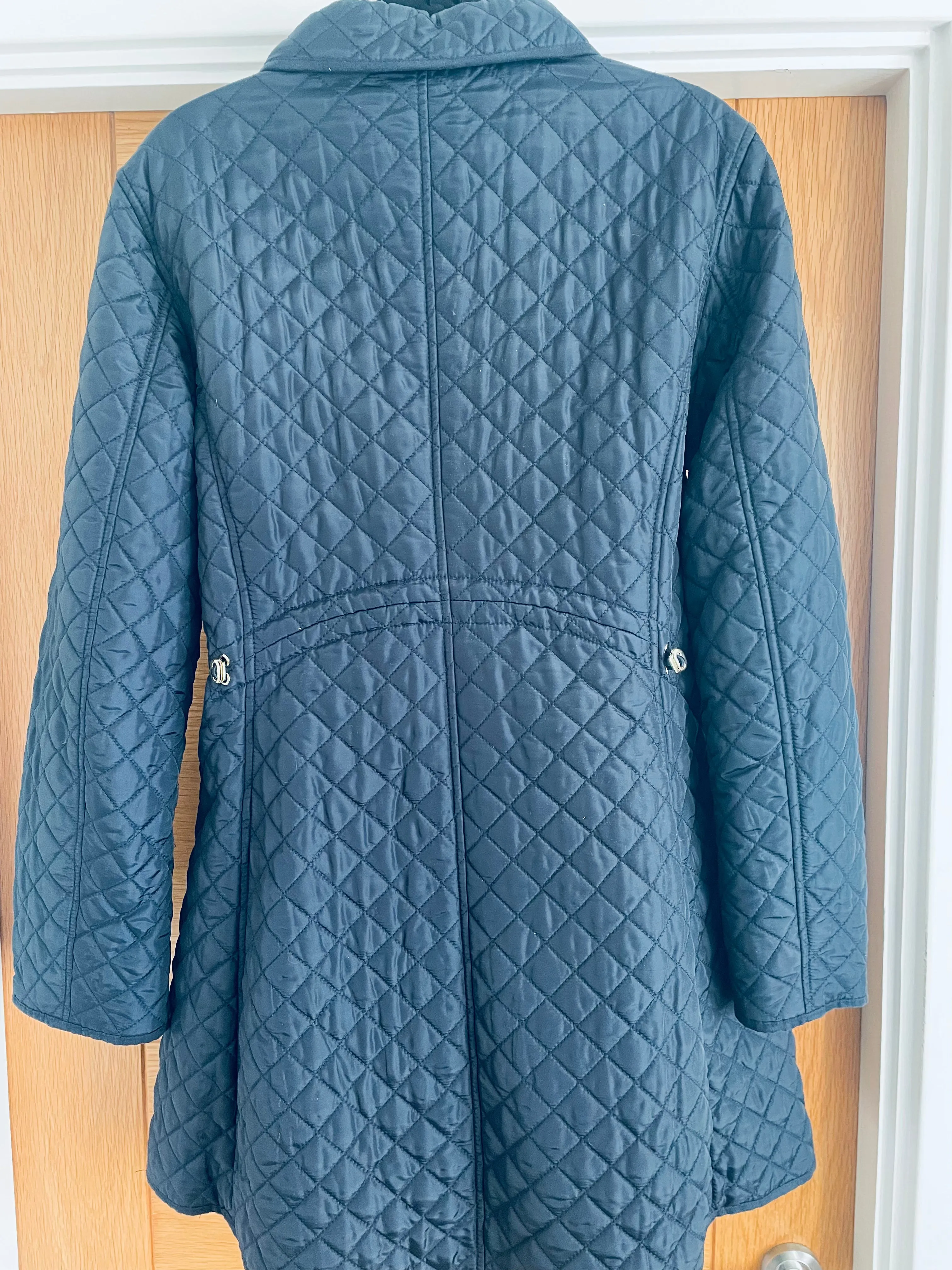 Hobbs Navy Quilted Jacket. NEW. - Size 12